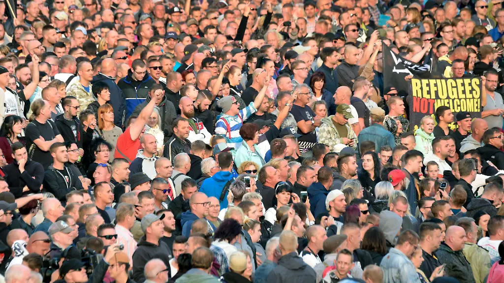 df7dca2286fb02fa7f6b2ef351d4a58d