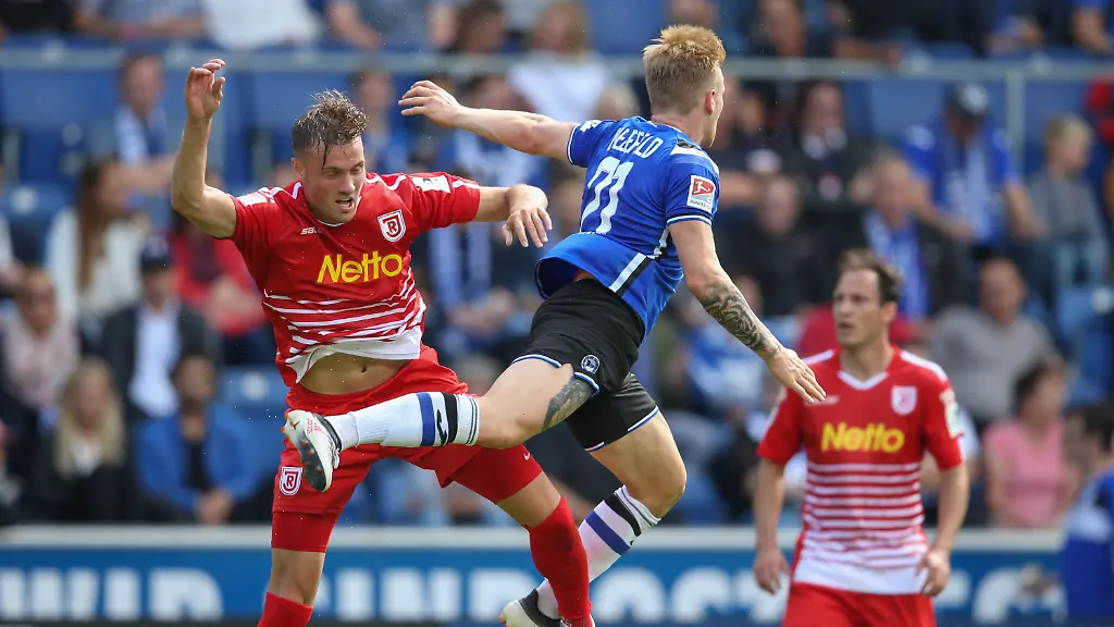 afc15ecbf9225cb2ac7124e14d5e4bb1