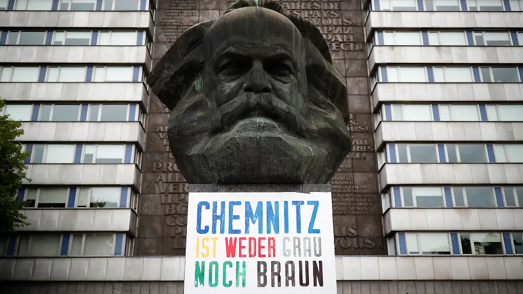 517b2d45a80dc9932eb56e0a768eeac1