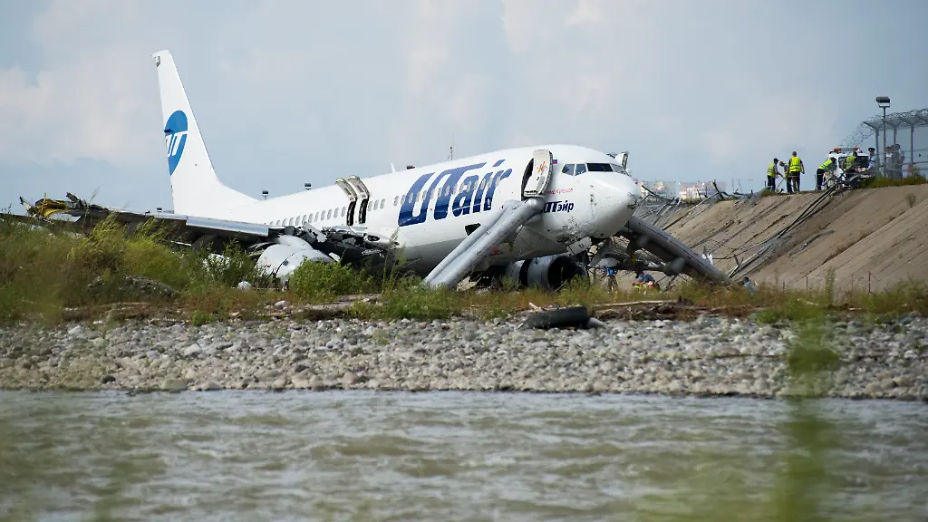 6dee0a9714e592e0e8c1b36487104381