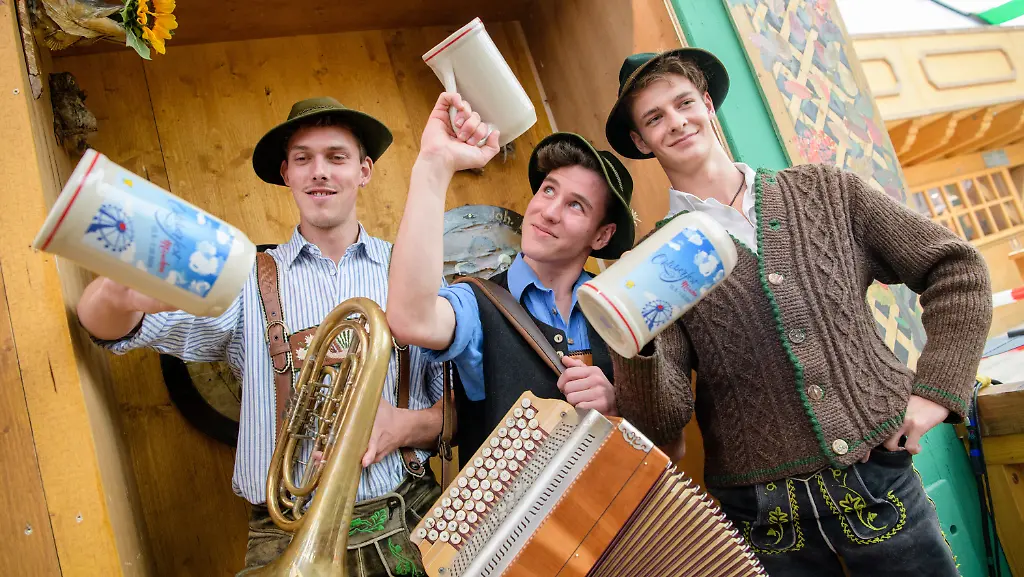 f7e888f5b8e05bd620cba8366c329cf6