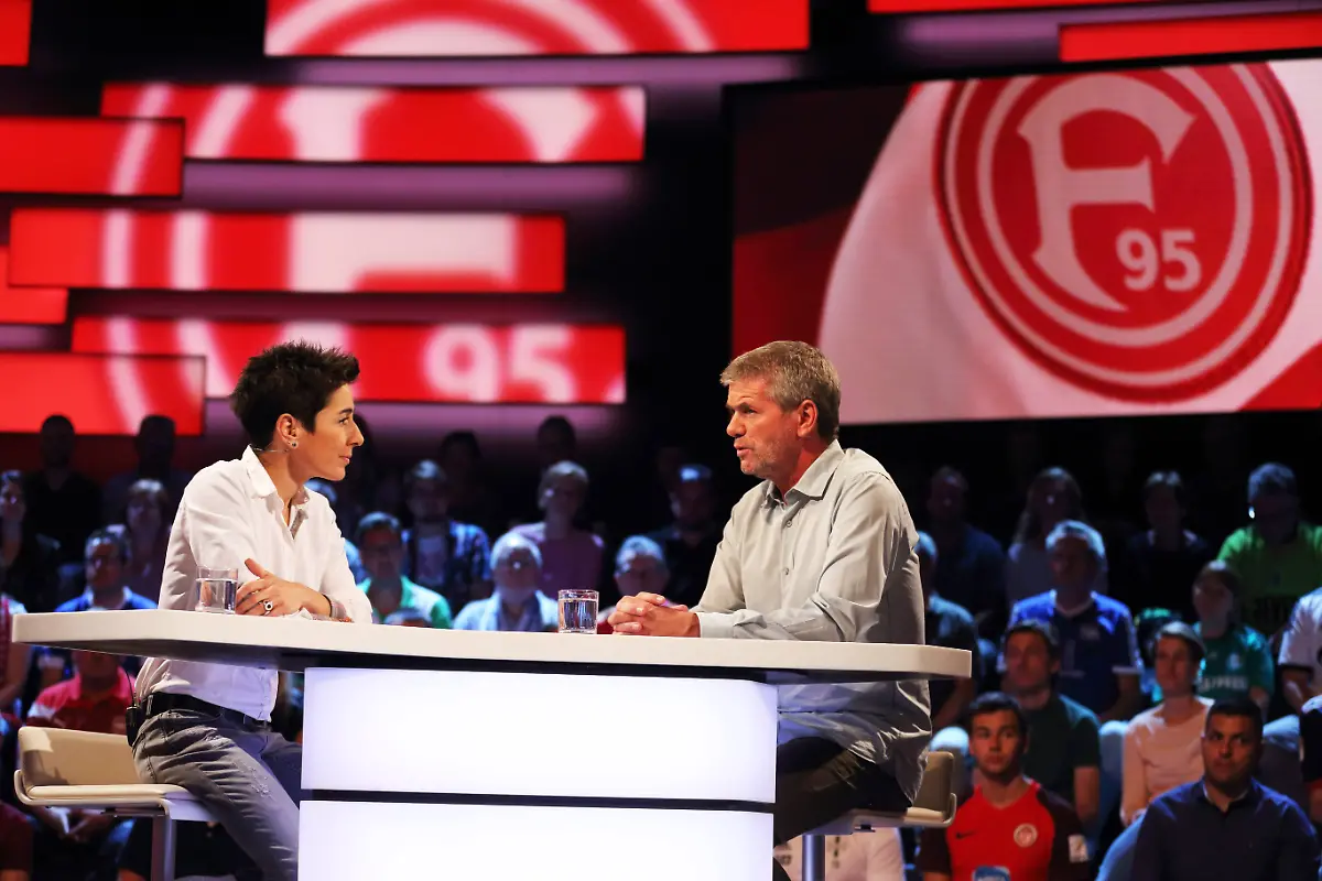 d9b163401fbe3d633633094b47accfca