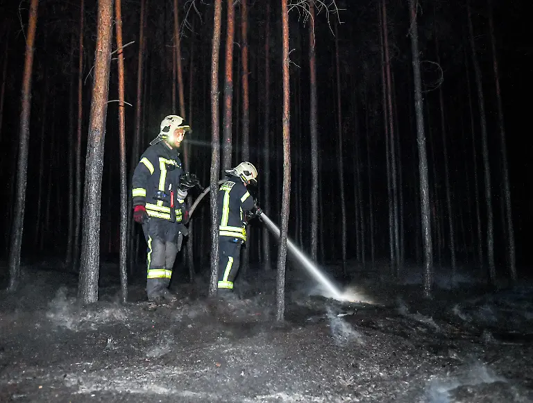 2c6199c86bc4ca1427180e8d7e3645dc