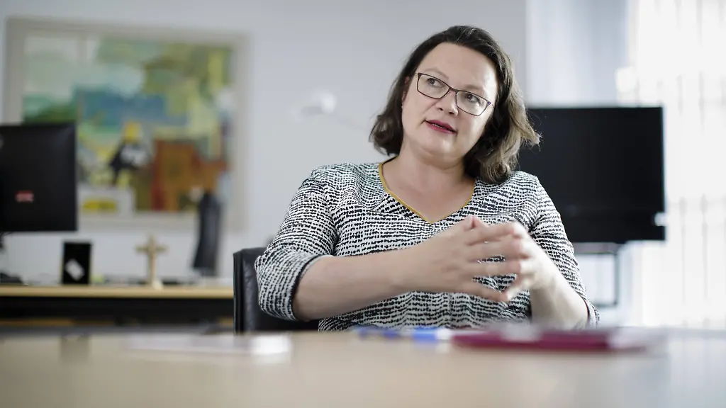 dd0c325aba68fa5488202341a4928d12