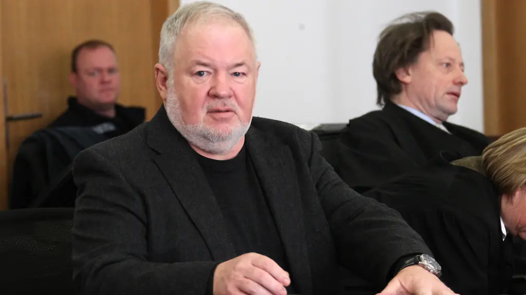 5a9023c2a8eb59b81664fa807fb0060f