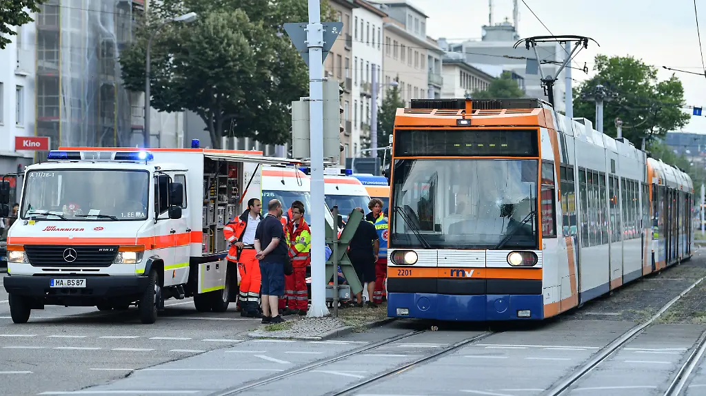 de0923dbbbcae414fae09018d4c4abe0