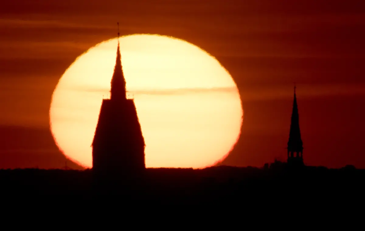 fa9c3822c79f4ae6af82da6b766e1477