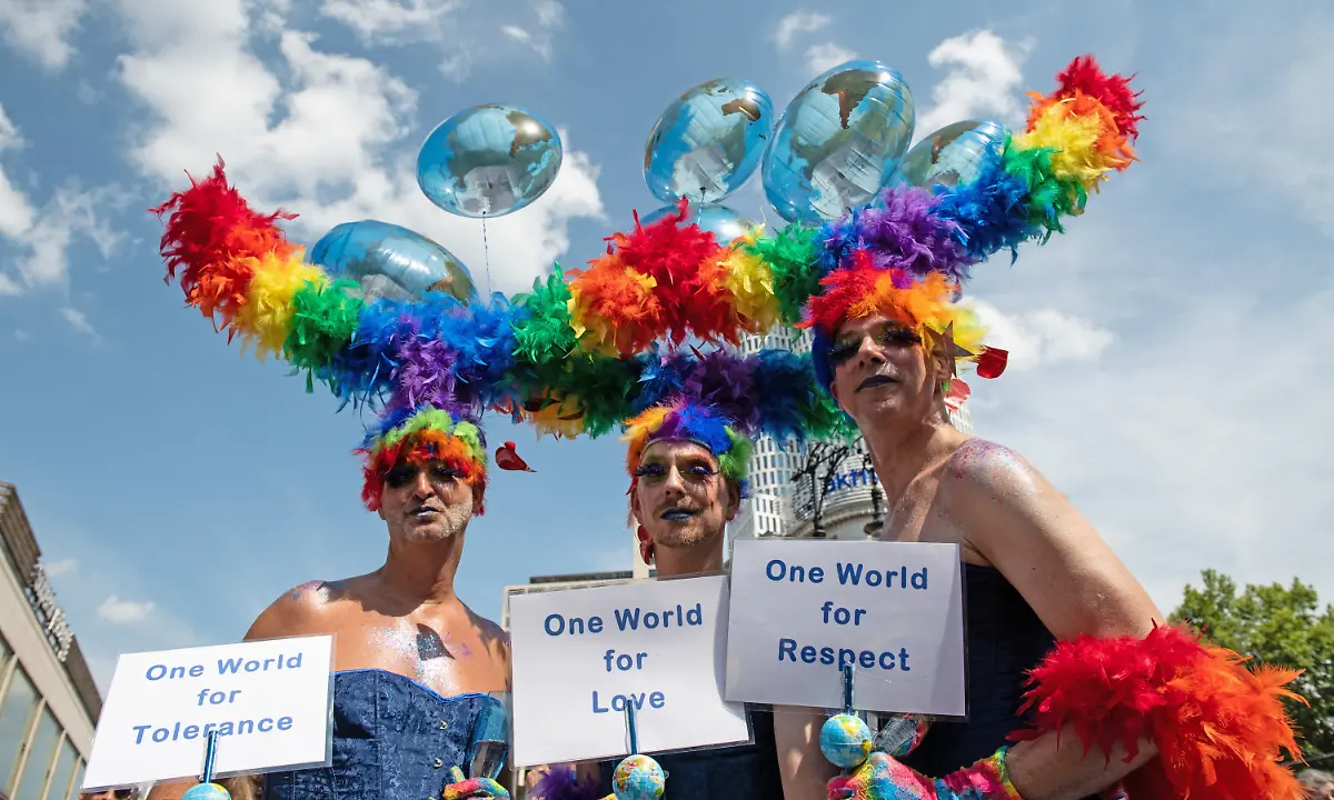 9020b5cb1c84d6cde8175dd6505ecd64