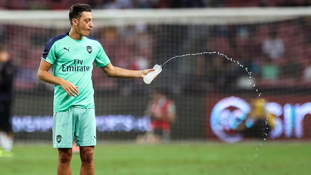 2a62711667f22ce97a0feae6ed474801