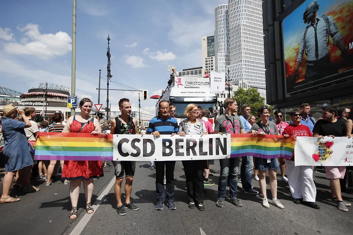 04fe2810eb4c440b3fd9ffb5f4ace051