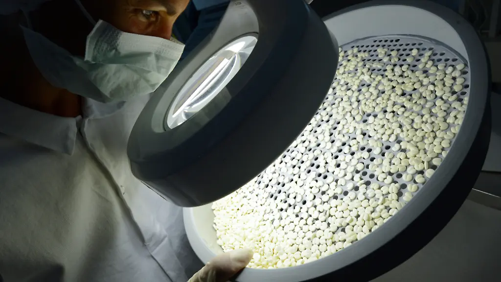 Es-sei-erschreckend-dass-die-Substanz-offenbar-in-so-hohen-Konzentrationen-in-Heilmitteln-enthalten-ist-erklaert-Pharmazeut-und-Dopingexperte-Fritz-Stoergel