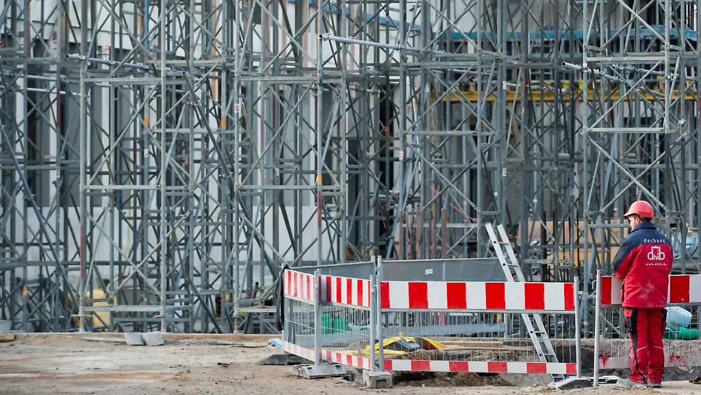 35b4571ffe19a7567acad4a81b853bf1