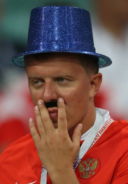 53fd6e3a313b49b27d94fe353b36db47