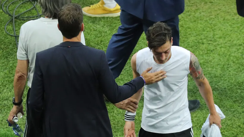 8797e0ca02a3b62c7ff10f2afc192a70