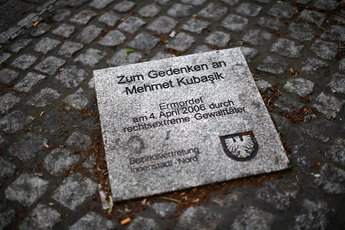 9e86f9eff1f785e99f301c2abf4aeb62