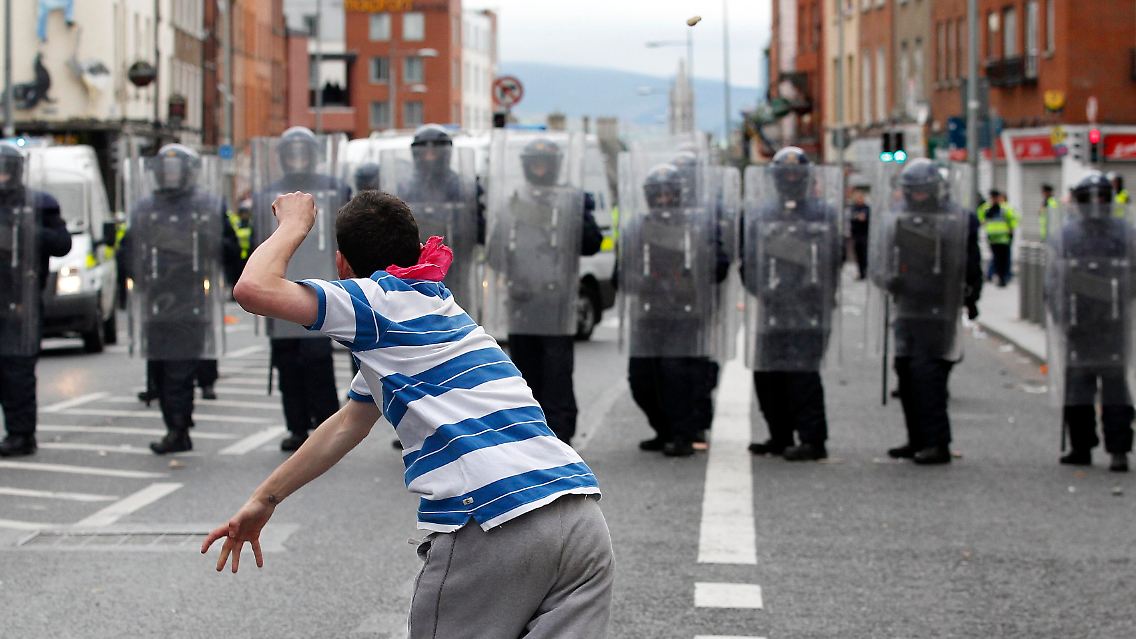 In Dublin kam es zu einzelnen Protesten.