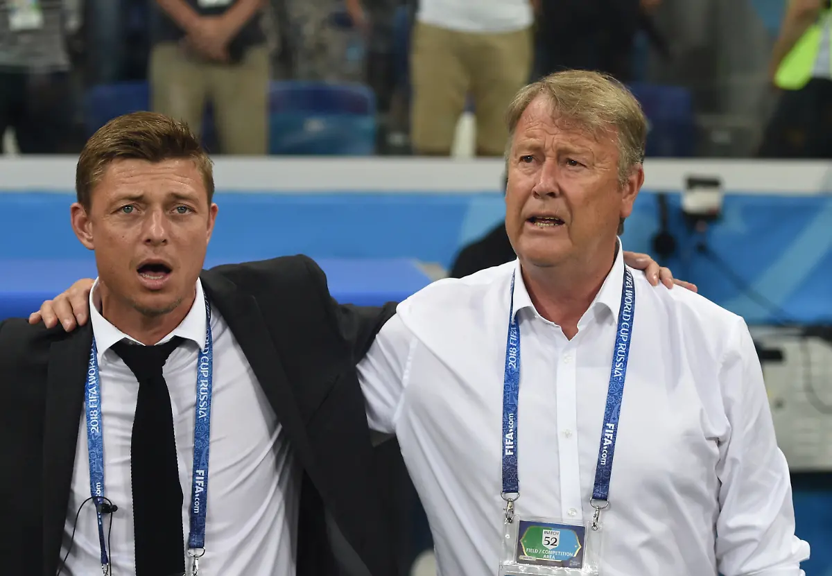 22235d9ff9f54da8aa9b9f1838ea66c1