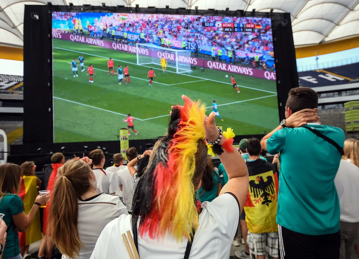 e1b5d4af289fe3aa6d4b7f1013bf9675