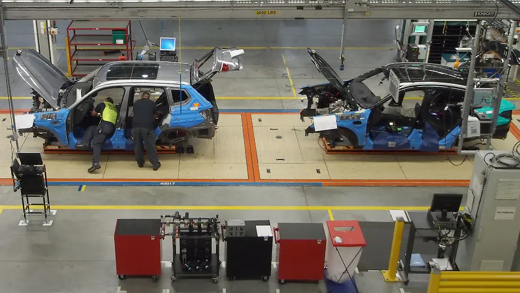 Als-Folge-eines-Handelsstreits-wuerden-die-Produkte-teurer-werden-Daimler-hat-bereits-eine-Gewinnwarnung-auf-US-Importautos-herausgegeben