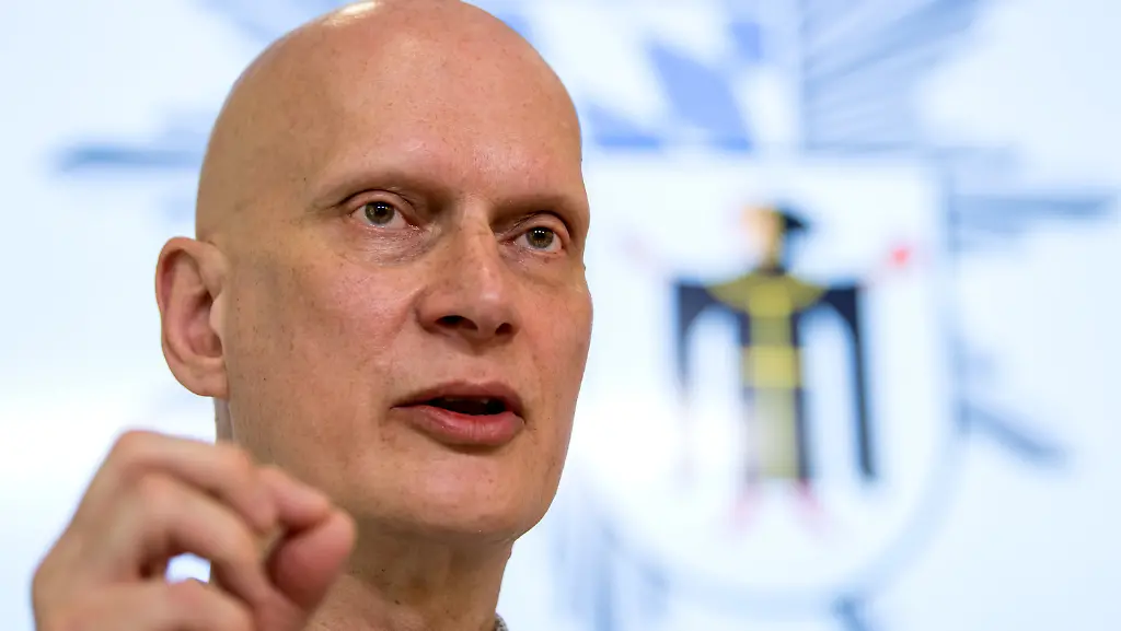 f34b091544faf4f4613ac35ea5566b26