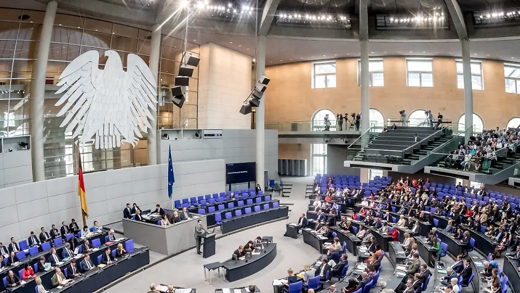 5ed5924e61eeebd632ef400a6287bd2d