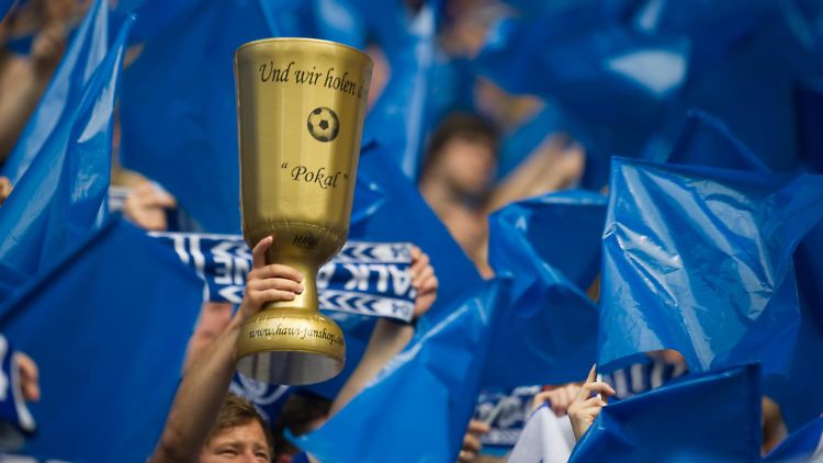 Die Schalker Fans sind heiß auf den Titel.
