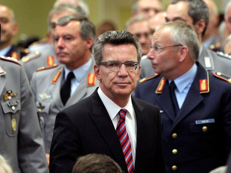 Werden sie folgen? De Maizière muss auf die Reformfreude seines Ministeriums wie auch der Bundeswehr hoffen.