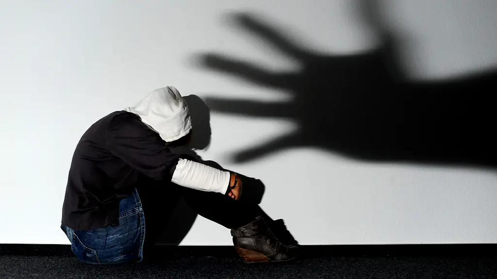 Ausgangspunkt-fuer-die-Gesetzesaenderung-war-der-Fall-eines-Franzosen-der-nach-dem-angeblich-einvernehmlichen-Sex-mit-einer-Elfjaehrigen-freigesprochen-wurde