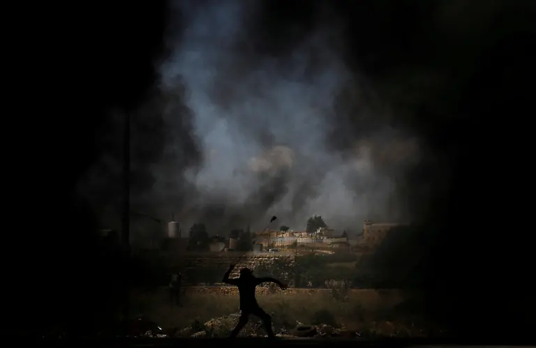 20e1533a938a574d2dec2e3d4fa6cdae