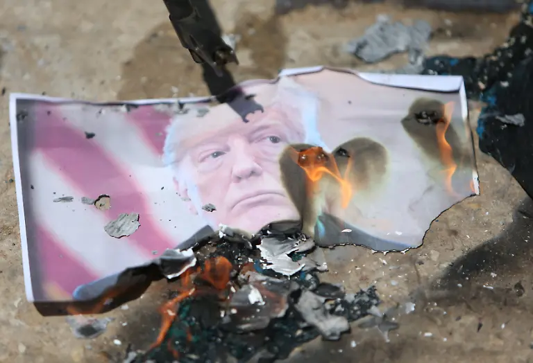 432206437c38bff1100cc357fd03fed4