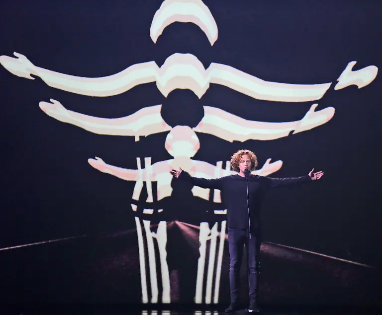 fafce4d3aba3b8efcb6464d53ffa6be9