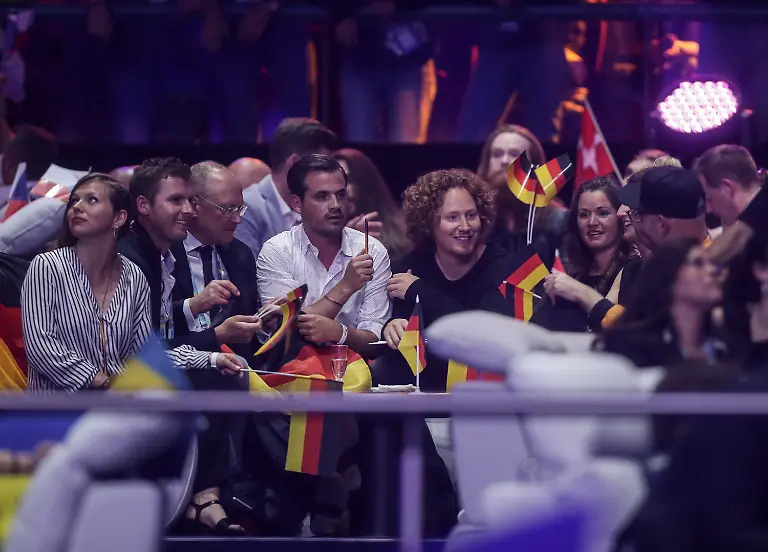 235c5fa92909caef4cbf3bd161f9e215