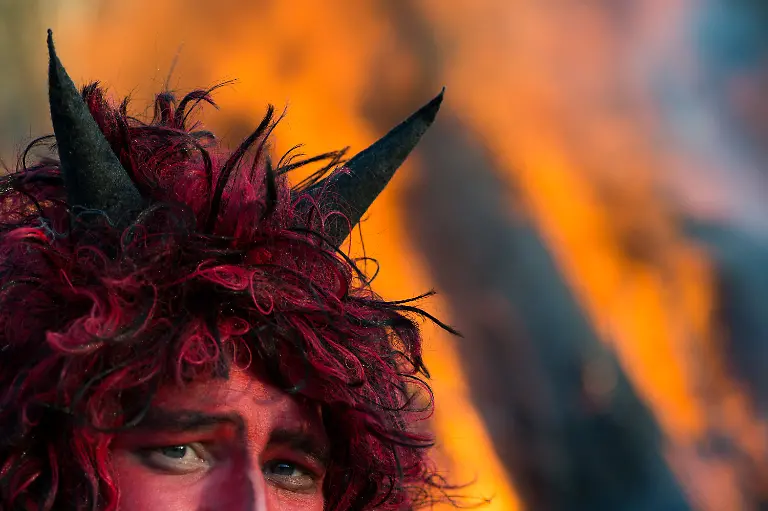 81870c6c4c0d5bb3c55fb8182feae127