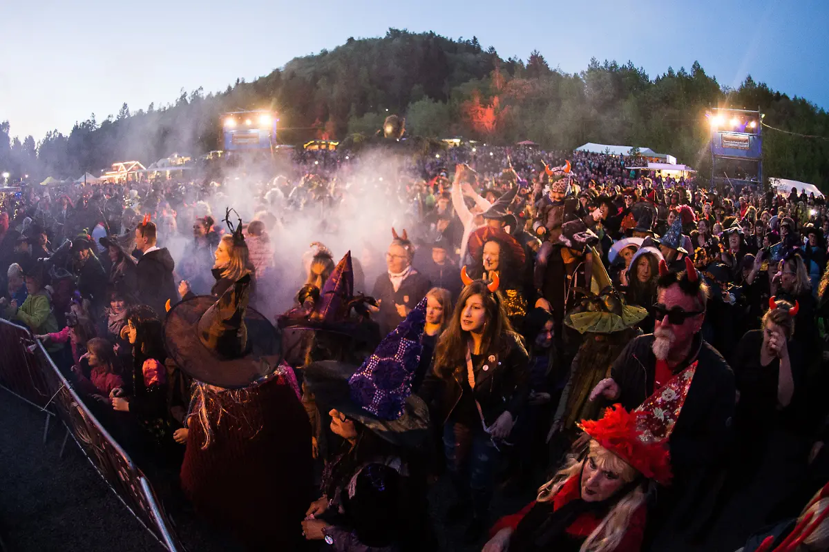 de2ef55afc6daa770cc9f069b1832d4b