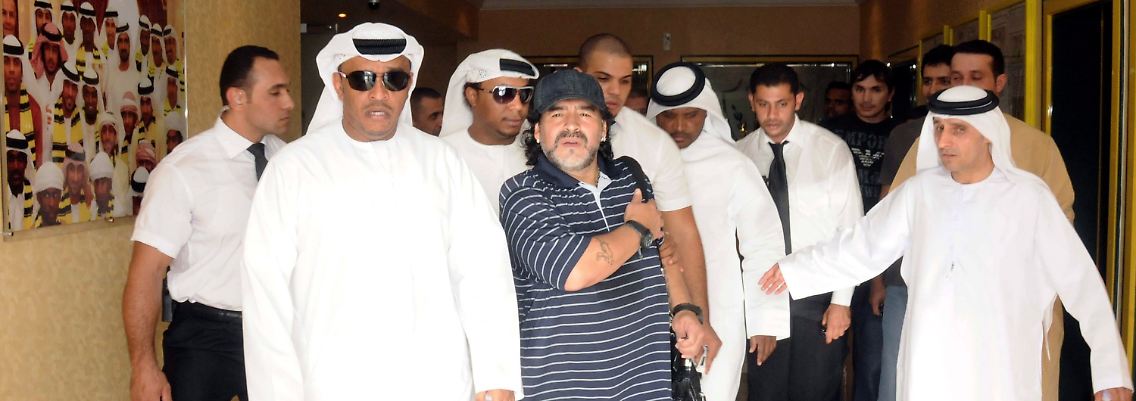 Reichtum im Scheichtum: Maradona hat sich von finanziellen Verlockungen nach Dubai locken lassen.