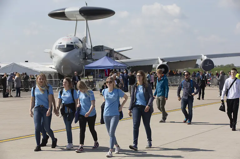 819459b793ab1dc2fd09543a1f8a43b1