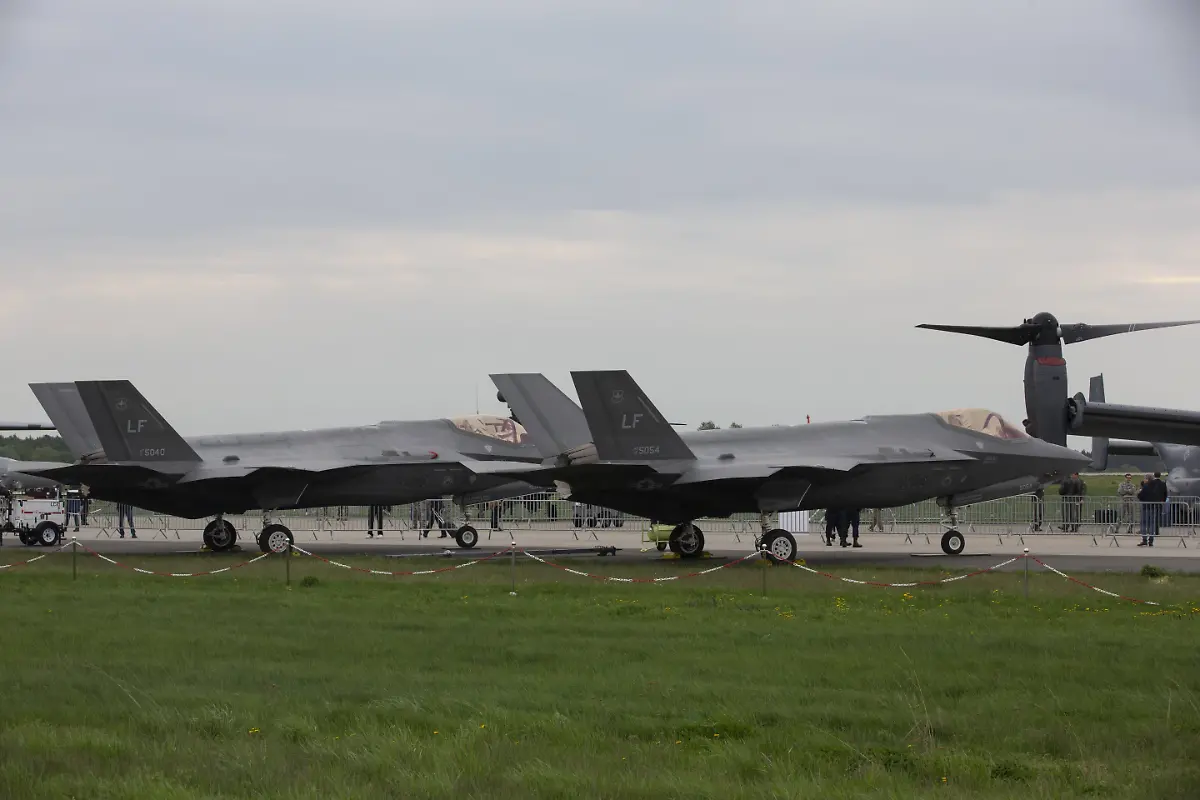 3cacac95ef98a46cd4d807c2fe069fab