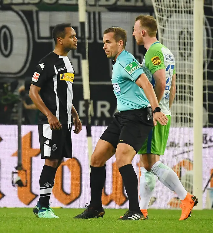 b7ee15b8fd3455bbfbdd257f40afa6ee