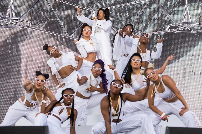 e830c9fbcf81d3c42a2d41a3727449f2