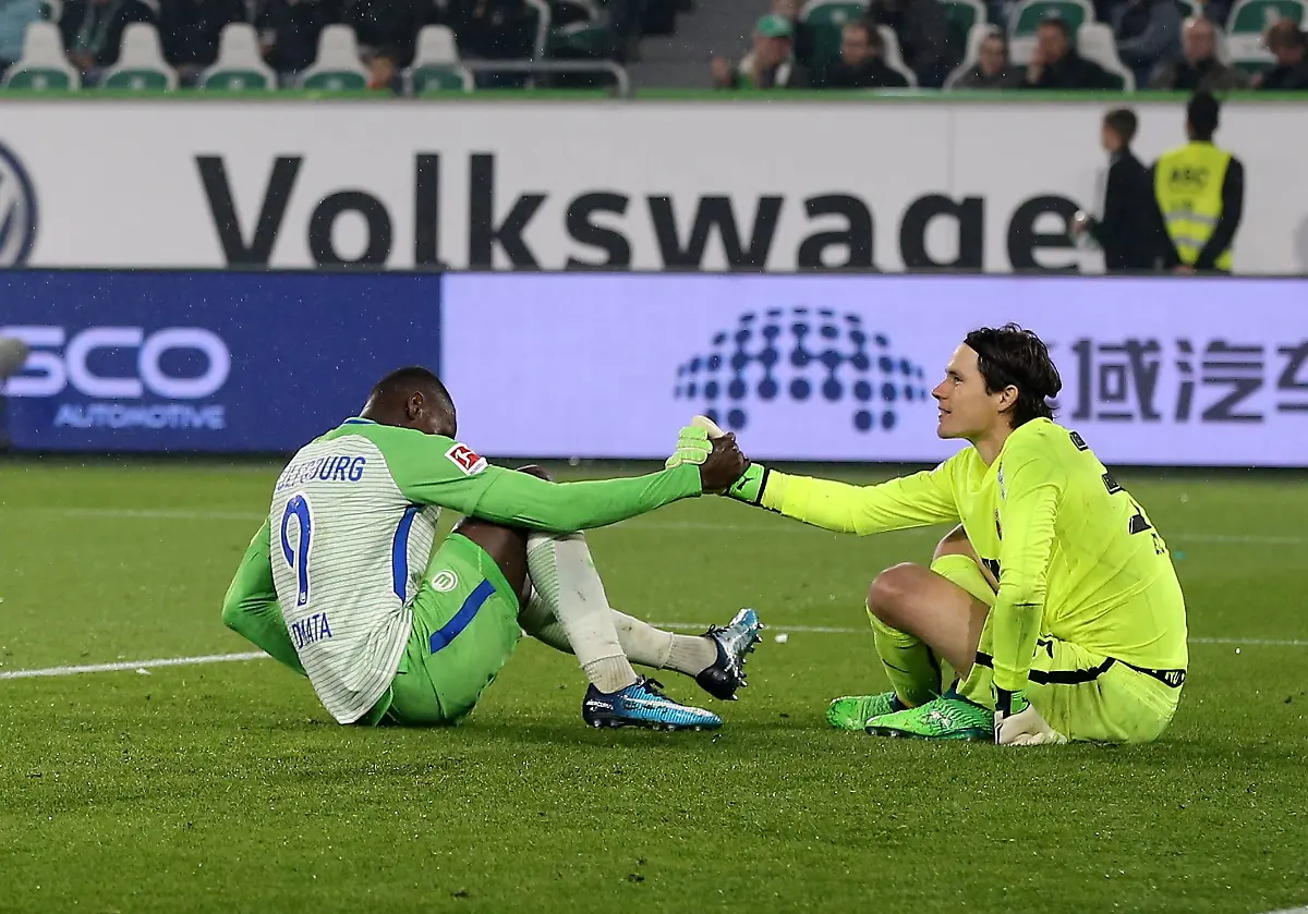 6d36cfd5f3487ff9b189333158de90eb