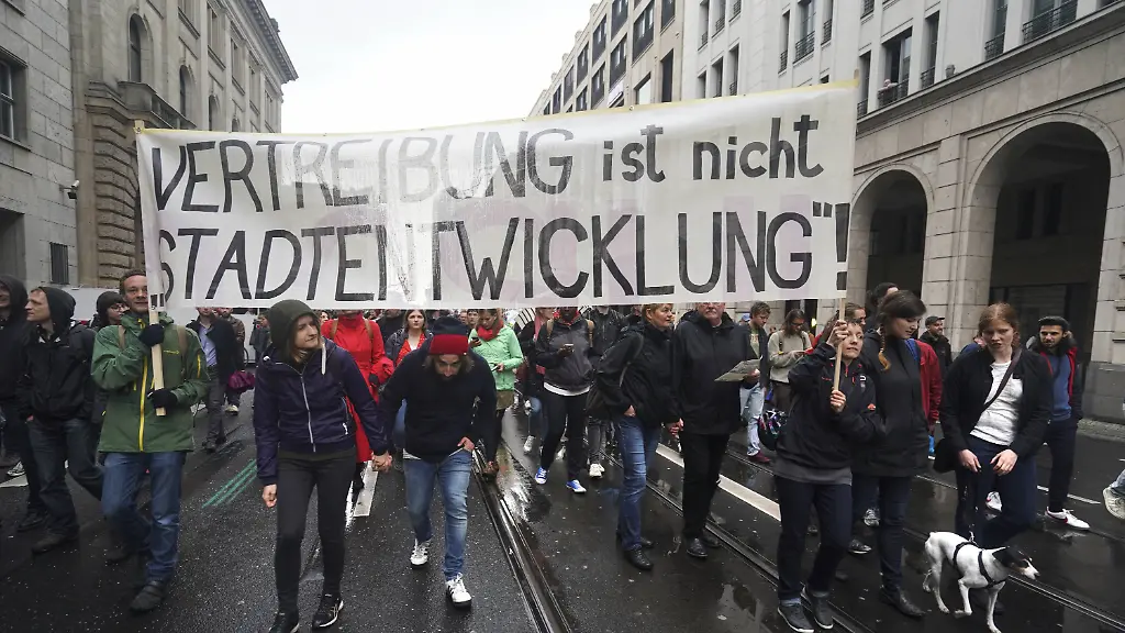 2df87d0fb03e0f797ef7e27728432d3d