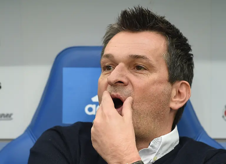 b45d3edecdb5c865af9a5b501f1f3e40