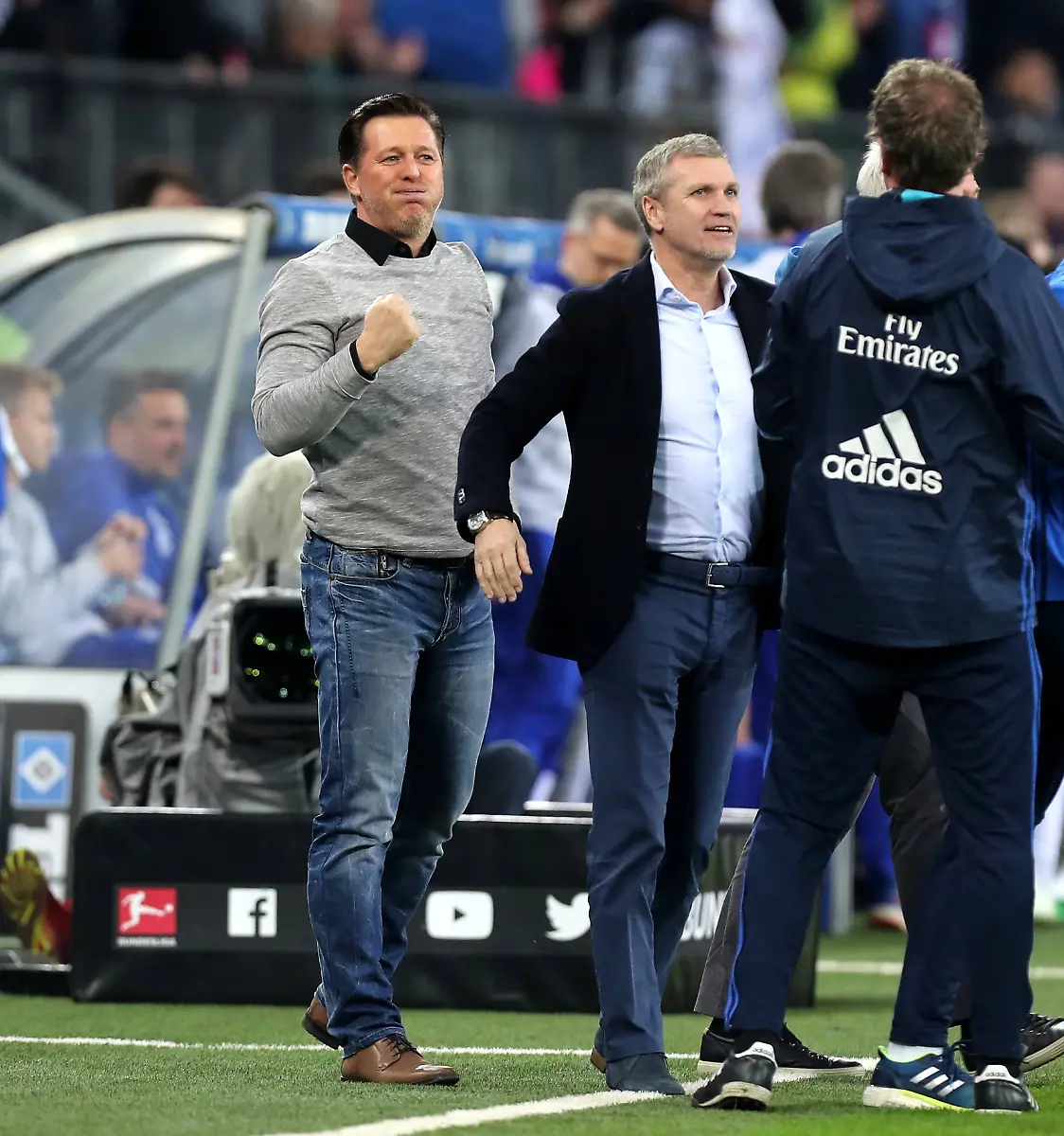 0c4ec886a2654e5af6a0b829d020e987