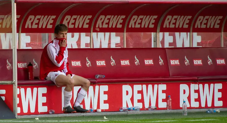 8ee9eeb31418c75f5cea44ffa7611d48