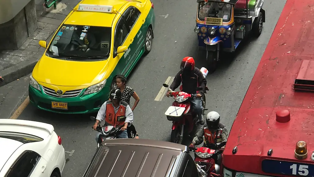 c0b878559cdf5dec71d9aca18a016052