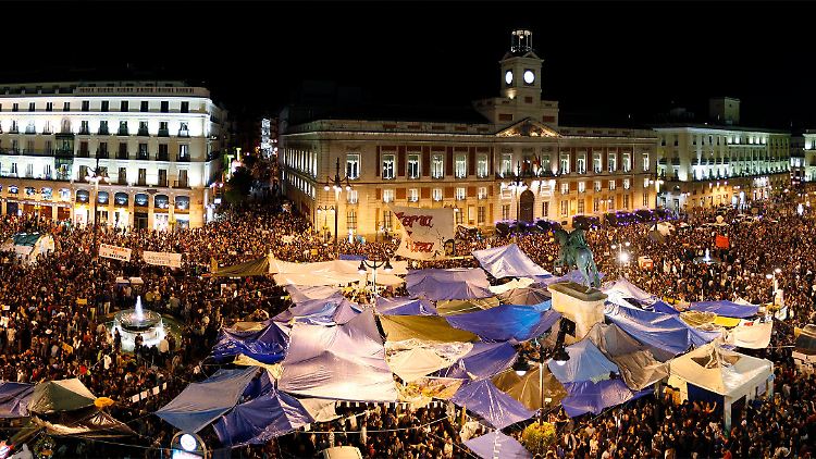 Seit Tagen gehen wie hier in Madrid tausende Demonstranten auf die Straße.