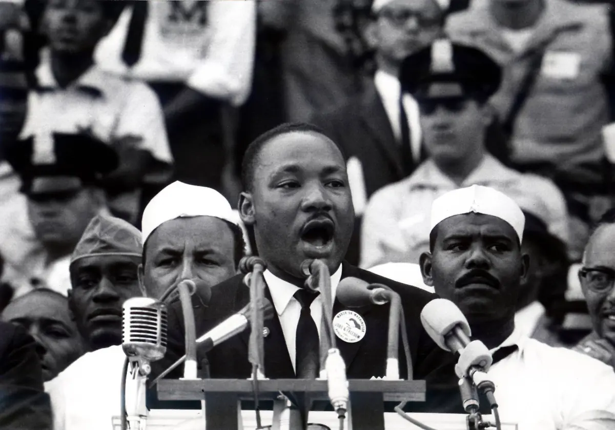 204834caaff496c2f834fbd528e10581