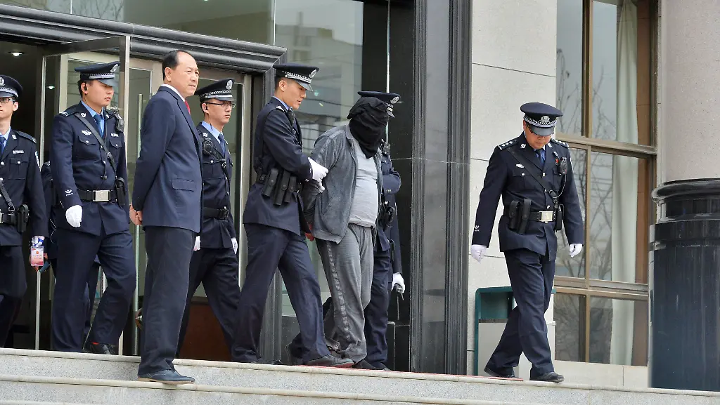 97c1c6b2b49a141c1c4cca6fdb25d524