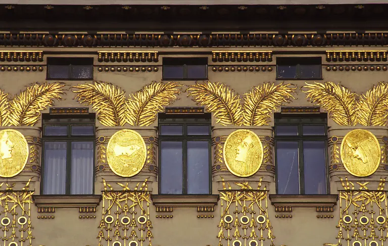 Wienzeilenhaeuser-Naschmarkt-3