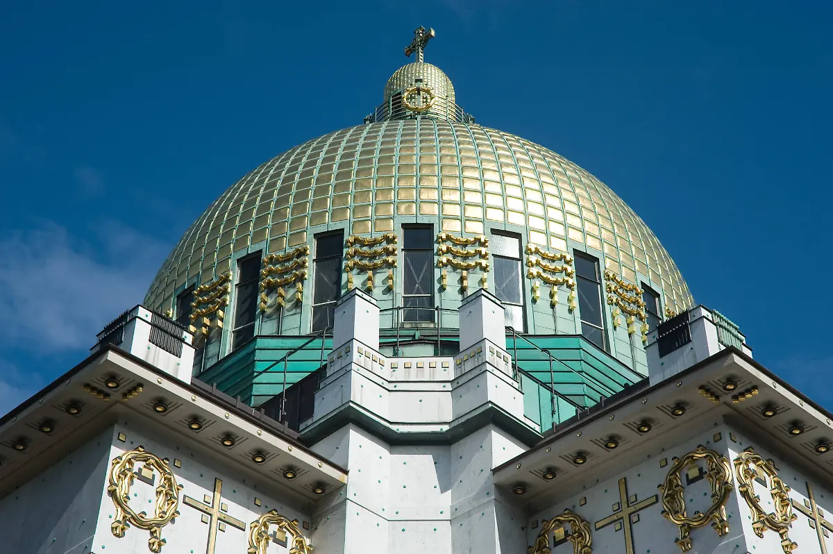 Kirche-am-Steinhof-2